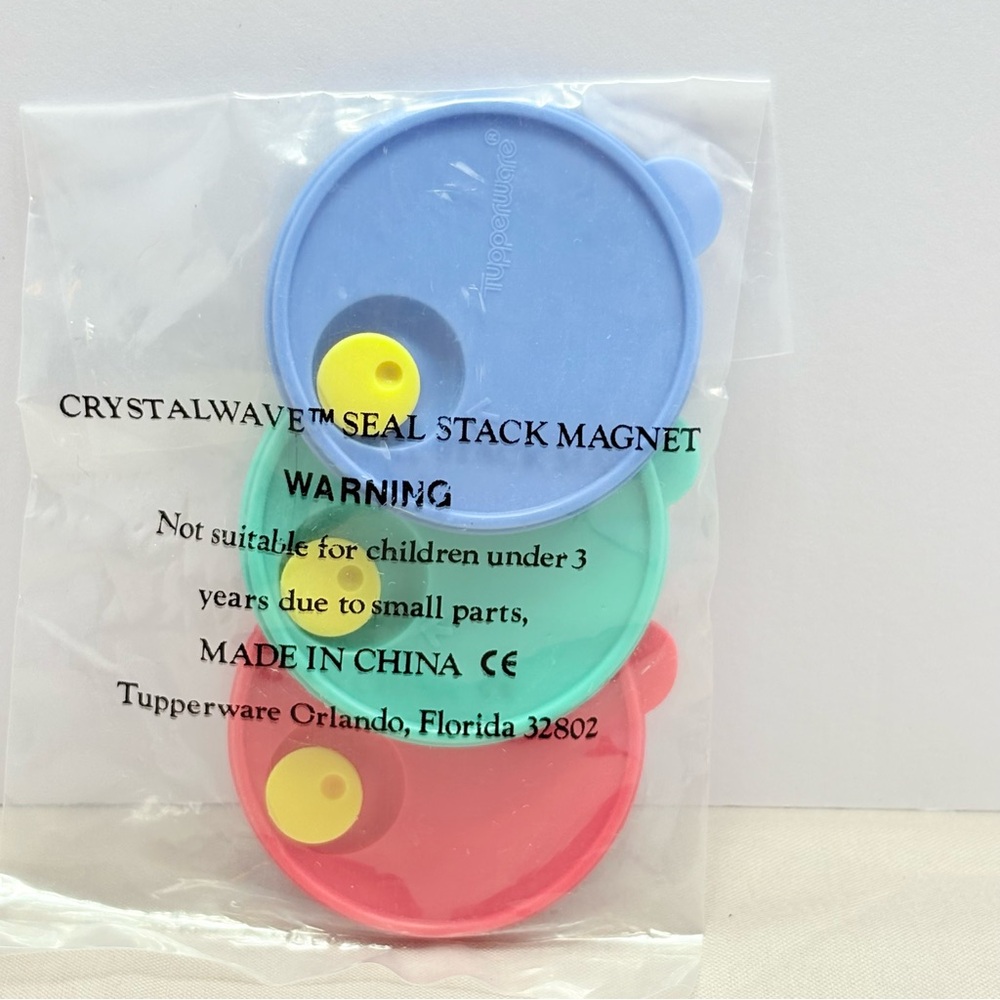 Tupperware CrystalWave Seal Stack Magnet Set - Blue, Green, Red